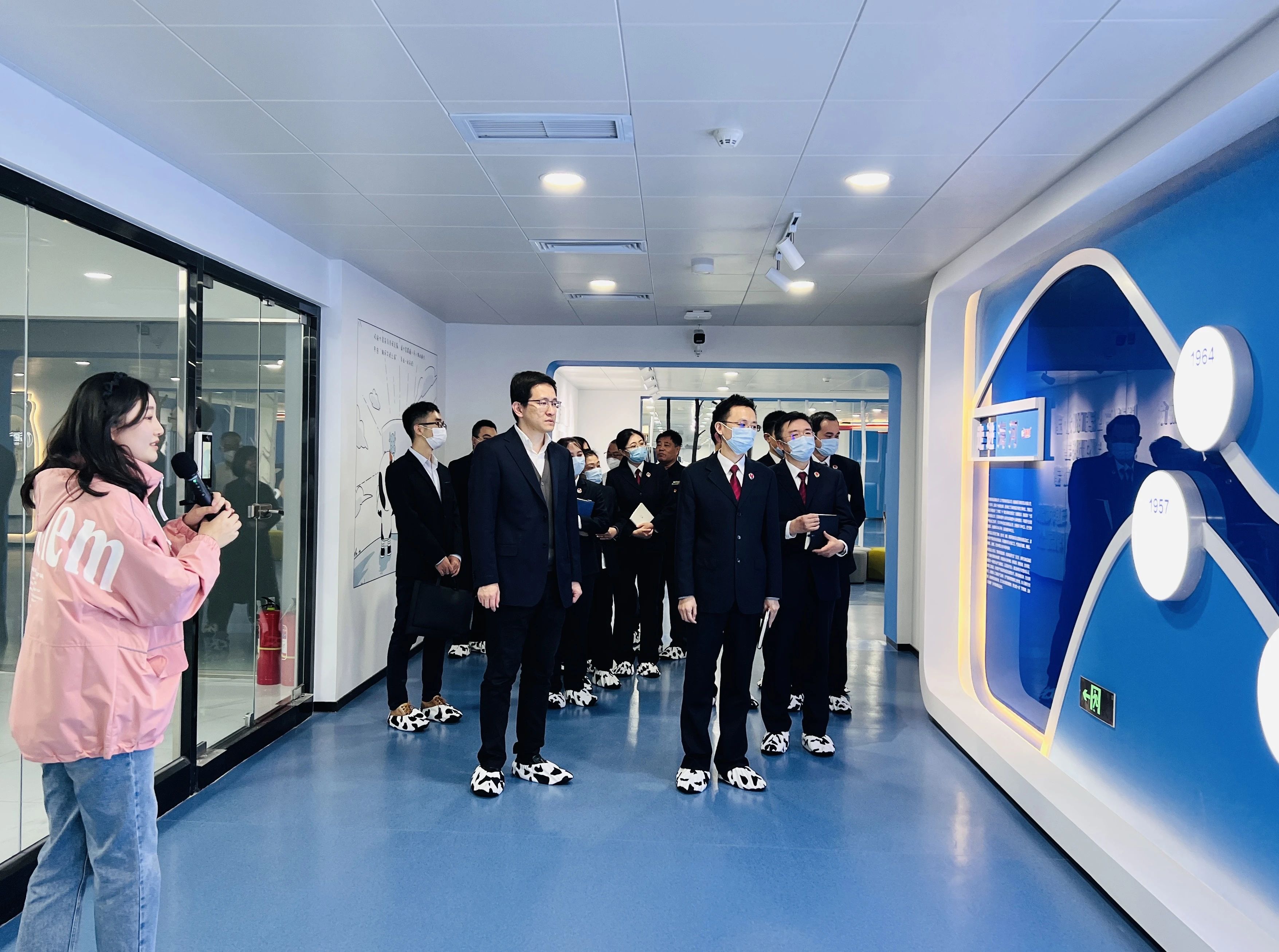 1680576774150200.jpg 1680576774150200.jpg