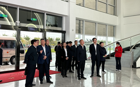 1701673439546360.png 1701673322031.jpg