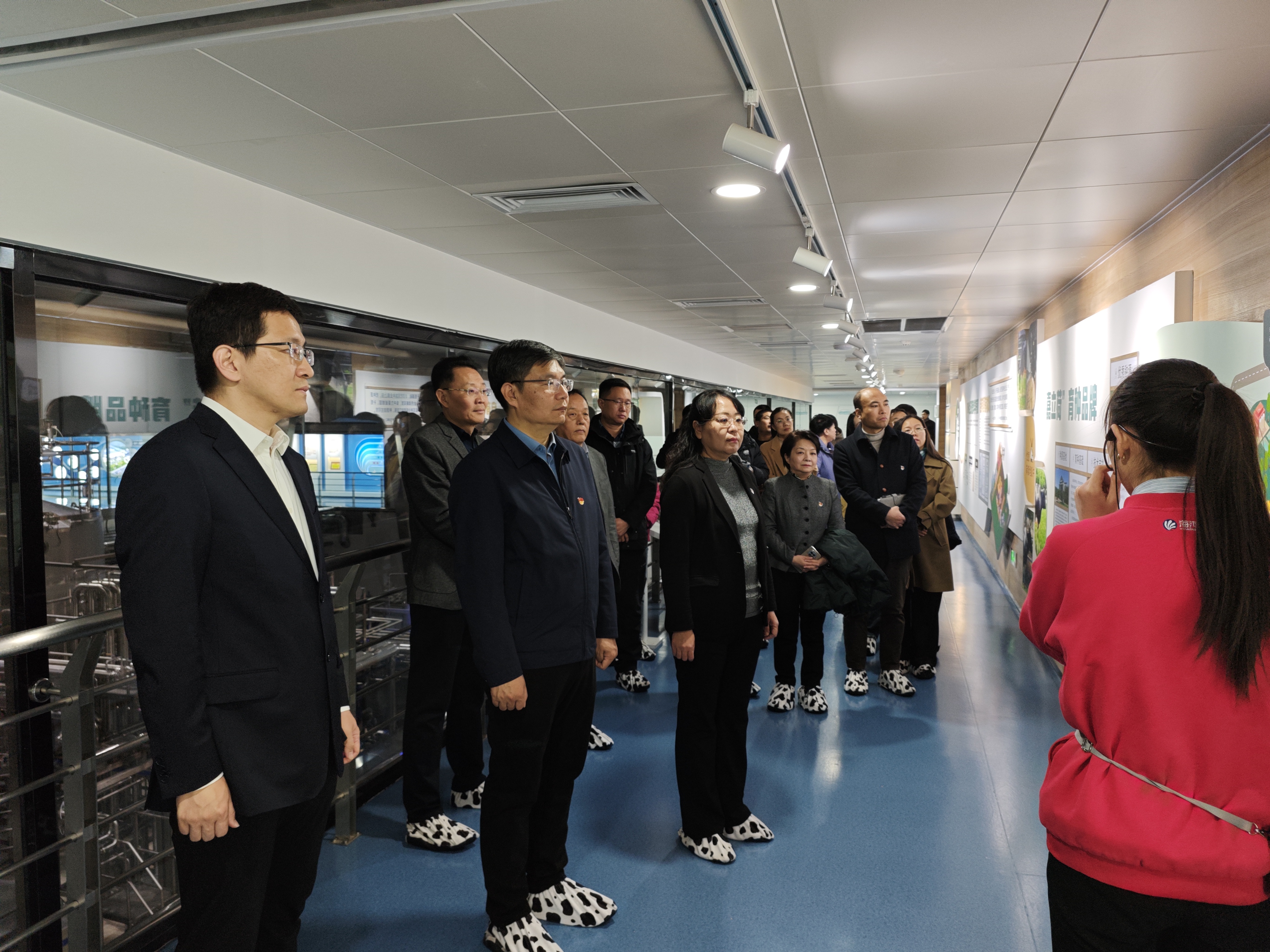 1733129352515960.jpg 1733129352515960.jpg